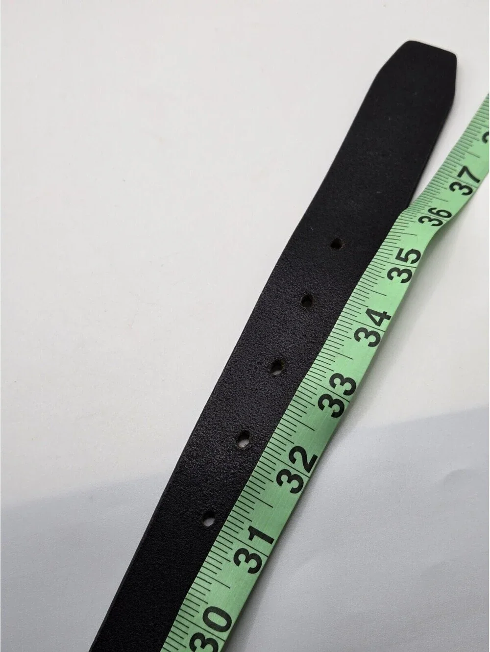 Eddie Bauer Women's Black Leather Belt with Gold Horseshoe Buckle Sz 34